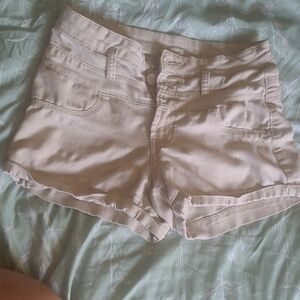 No Boundaries Cream High Waist Shorts Relaxed Fit Size 5